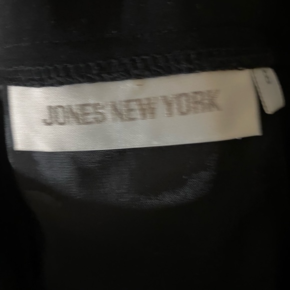 skirt was worn maybe twice. nothing is wrong. just have no use for it. $15 obo - Picture 4 of 6